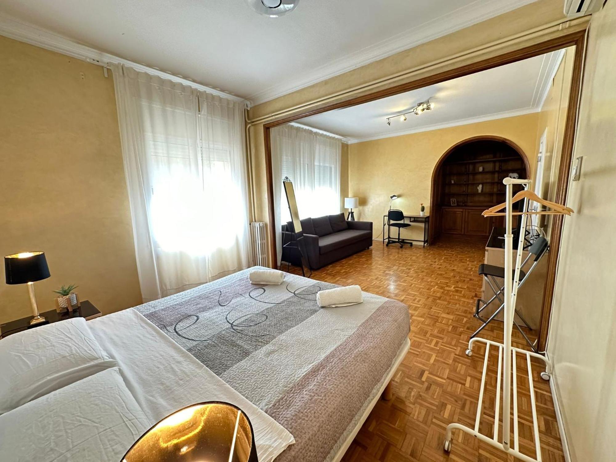 Rooms Villaroel Barcelona Zewnętrze zdjęcie